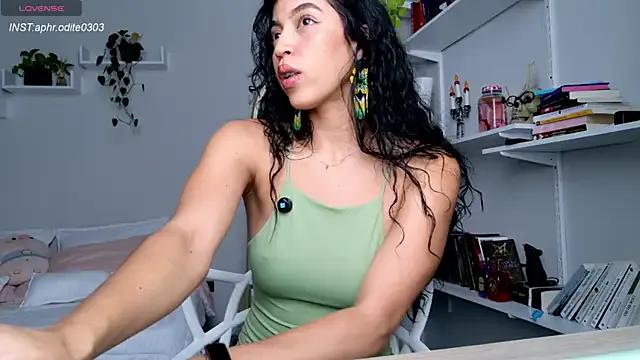Freechat Nikol-JE on StripChat