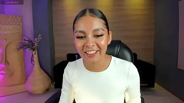 NinaBlum — Suck fingers & ahegao face