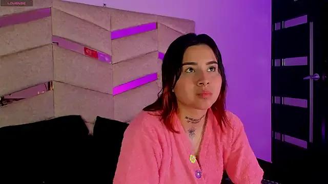 Nixielee_ — I touch myself sensually inside my jeans