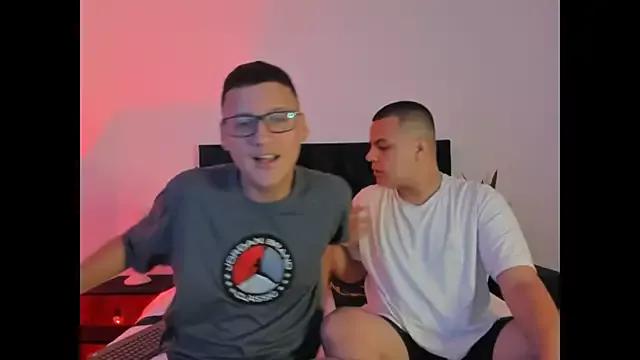 Freechat NoahLux on StripChat