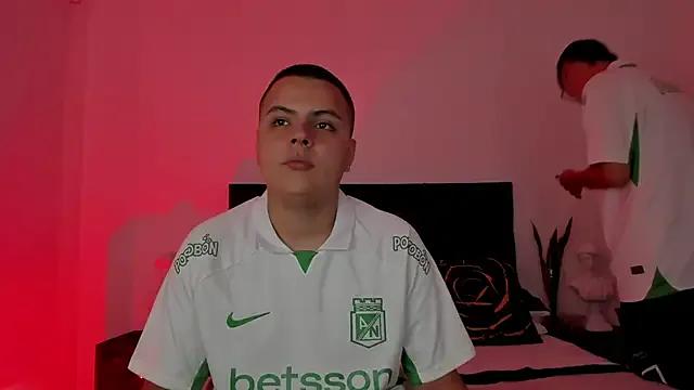 NoahLux — Full nude and sex oral