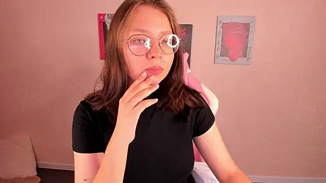 Noora_Moore — Jerk off a toy