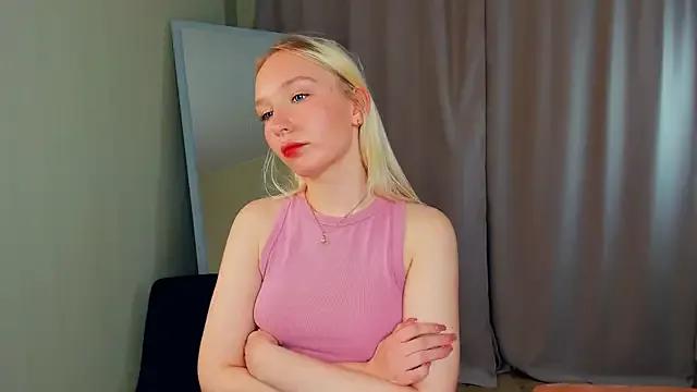 NorikoLiebeck — Heya! Let's have fun?