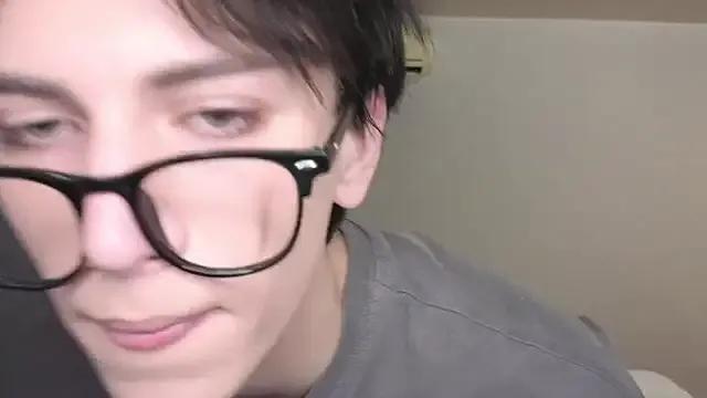 StripChat Oliver_star_boy_ is Freechat Oliver_star_boy_ — show hard cock