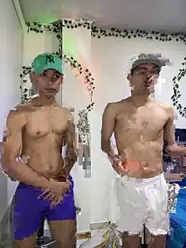 Owen_Benkosky — Hi sexy boys 