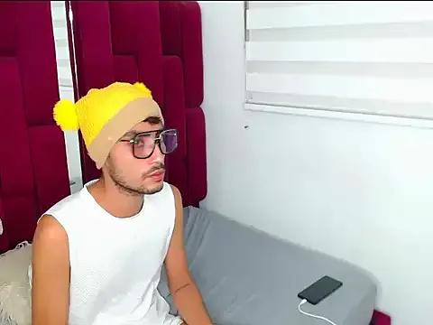 Owen_valentin — show  ASS 