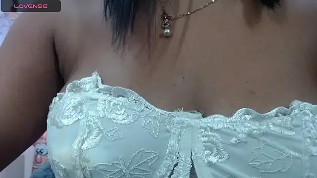 Freechat ozuna_sex on StripChat