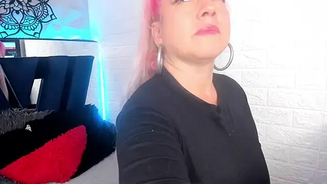 pamela_velazco — Get naked
