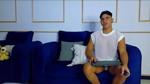 Panther_Boys — Hot sex in chat public with my friend