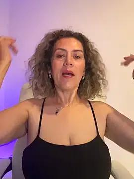 Paty_chic — boobs oil