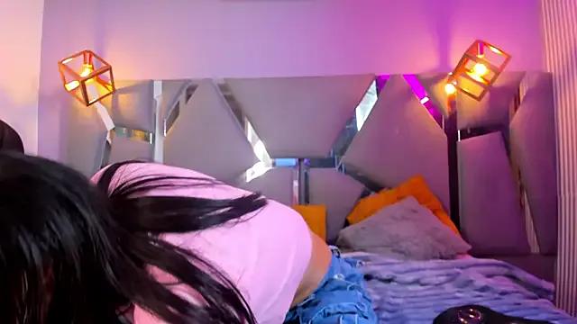 Pearl_ts — show ass