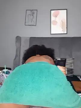 Freechat PearlSexxy69 on StripChat