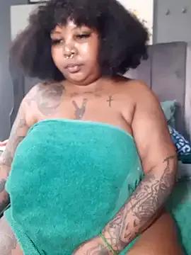 Freechat PearlSexxy69 on StripChat