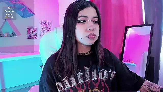 pinkk_deemon —  Sloppy Topless 