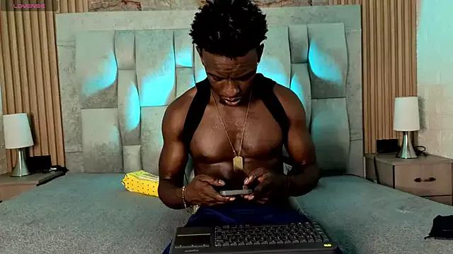 Freechat pipedark_ on StripChat