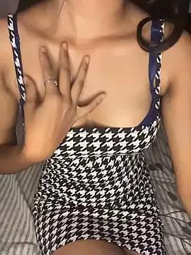 pooja-cam1 — Freechat on StripChat