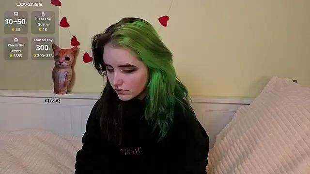PortiaHedge — Play with panties