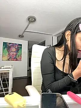 Praga_Pinkk — SLOPPY BLOWJOB + SPIT MY BOOBS