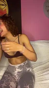 StripChat PrettyLia is Freechat PrettyLia — DOGGY AND FUCK WITH DILDO