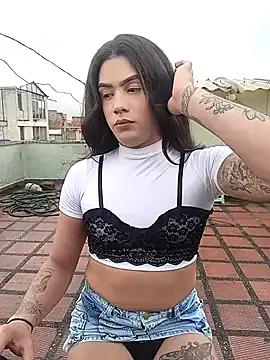 Princesskemely02 — make me hot with your vibrations