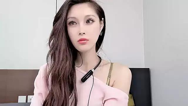 QiaoHui — Freechat on StripChat