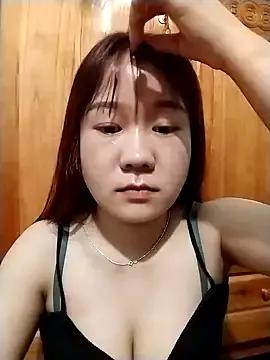 qinejr37 — Yu i em cho xem ngc 