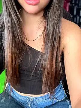Queen__Love — Freechat on StripChat