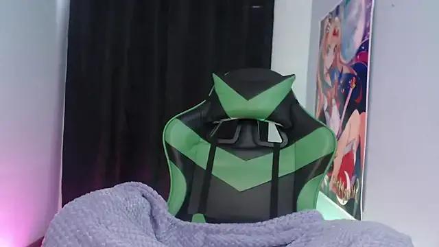 queen_salomme — Show pussy (3min)