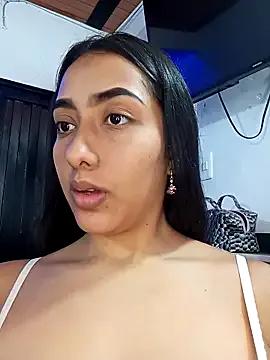 Queen_sofya — show titts