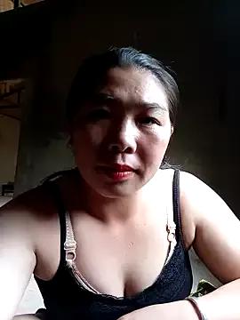 Freechat quynhkoolbae on StripChat