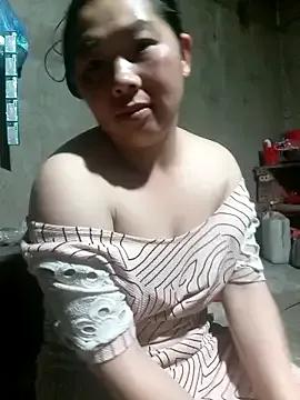 Freechat quynhkoolbae on StripChat