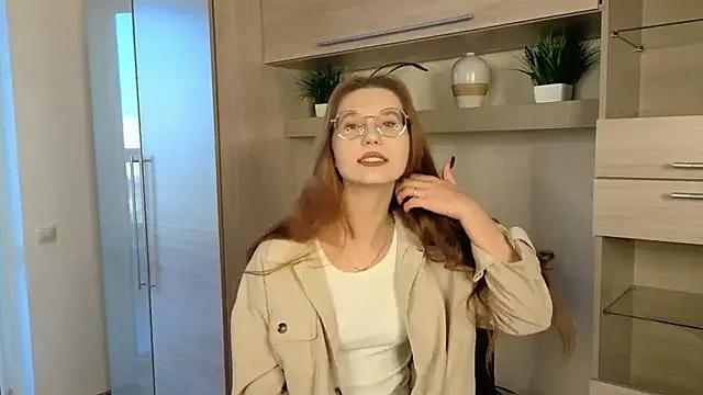 StripChat RachelColli is Freechat RachelColli — air kiss + eye contact