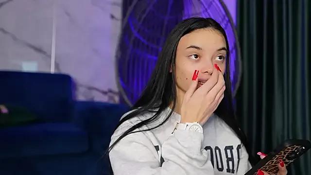 RachelRavee — anal finger