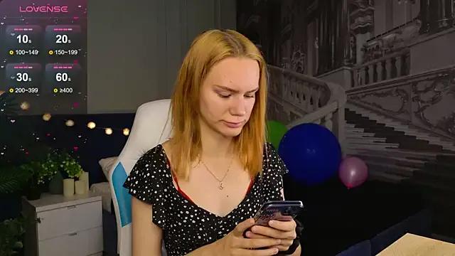 Freechat Ramona___ on StripChat