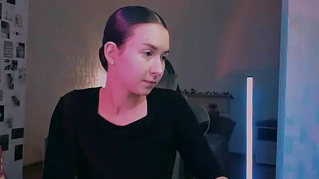 raviolly046 — stand up and turn