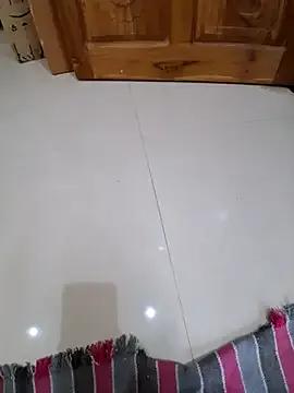 RAYI_Queen_3 — Cum in face