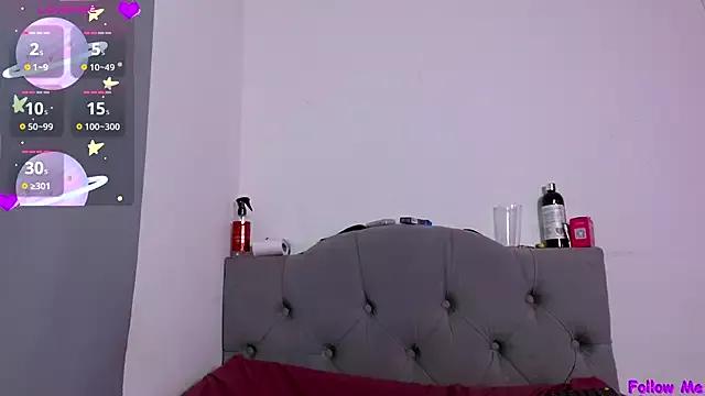 Freechat Red-moon1 on StripChat