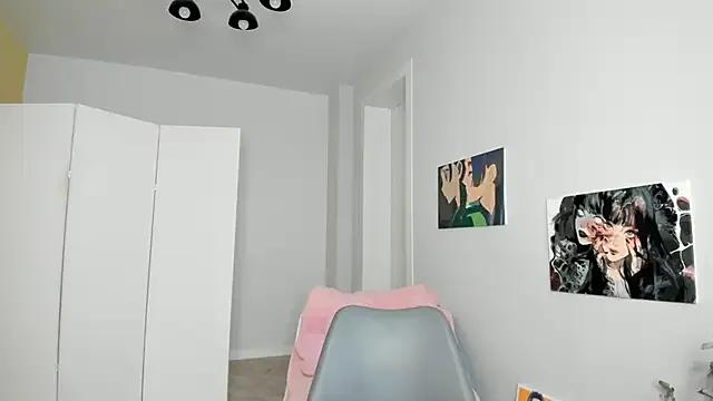 StripChat red_mok is Freechat red_mok — take off shorts