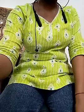 StripChat Rekha_89 is Freechat Rekha_89 — Boobs oiling
