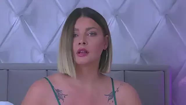 RissaRheys on StripChat 