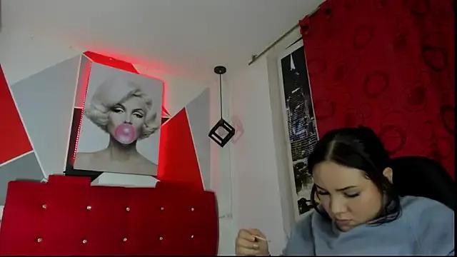 Rose_and_denisse — Freechat on StripChat