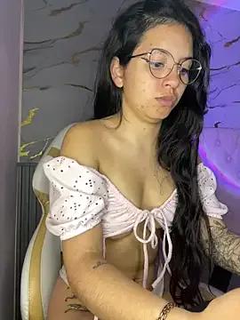 Freechat Rosita_forever_ on StripChat
