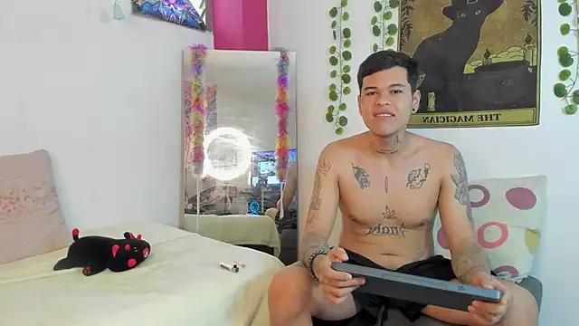 rosse_dredd — DEEPTROATH CLOSE TO CAM