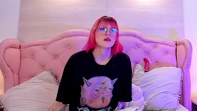 Rossiie_Hunt_ — Sexy show tits and ahegaos