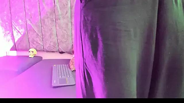 Rowan_Mills — All Naked and Masturbate 3 min