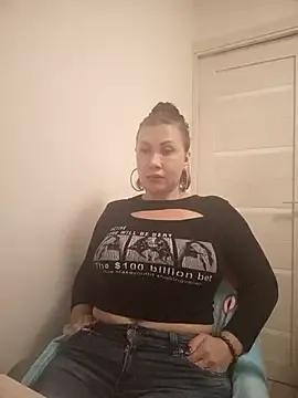 Freechat ROXOLANAA_SEXY on StripChat