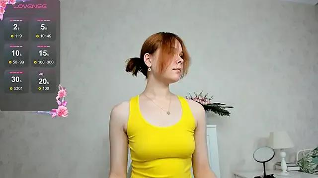Freechat roxydolll on StripChat