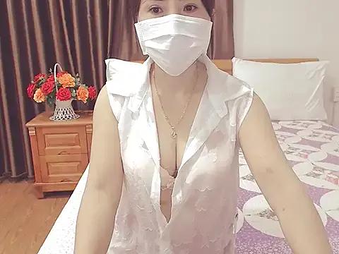 Freechat ruby_8x on StripChat