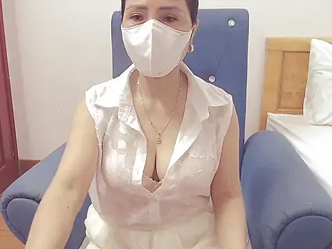 Freechat ruby_8x on StripChat