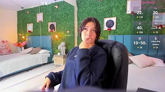 Rubyvixxen_ — spank my ass 